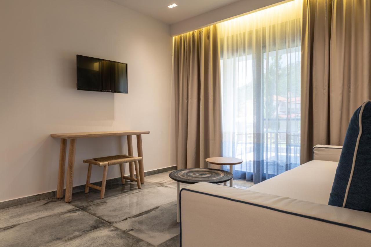 Notia Luxury Living Aparthotel Porto Koufo Exterior photo
