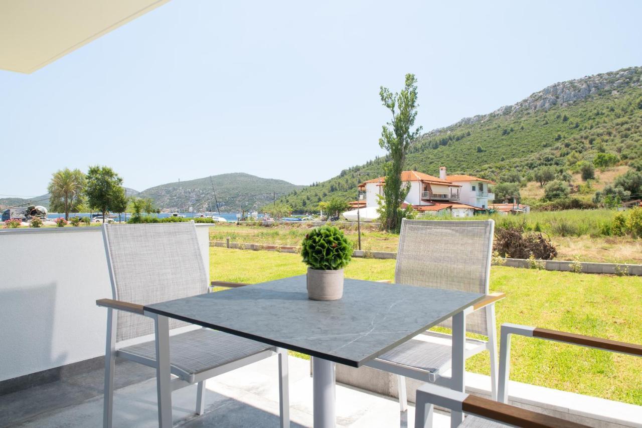 Notia Luxury Living Aparthotel Porto Koufo Exterior photo