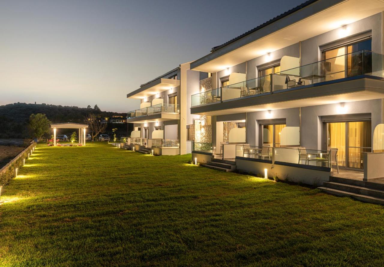 Notia Luxury Living Aparthotel Porto Koufo Exterior photo