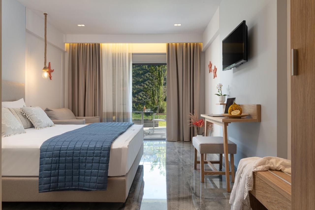 Notia Luxury Living Aparthotel Porto Koufo Exterior photo