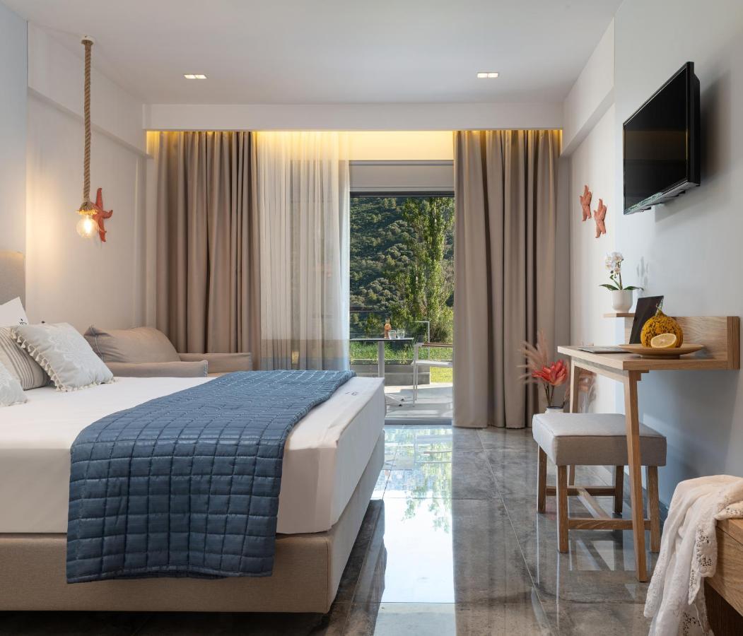 Notia Luxury Living Aparthotel Porto Koufo Exterior photo